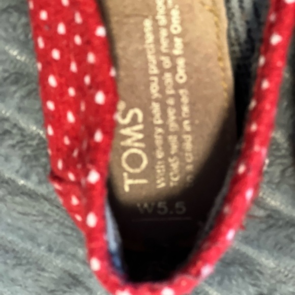 TOMS Loafer Shoes Red White Polka Dot Slip on Loafer Flats Size 5.5 - Picture 4 of 6